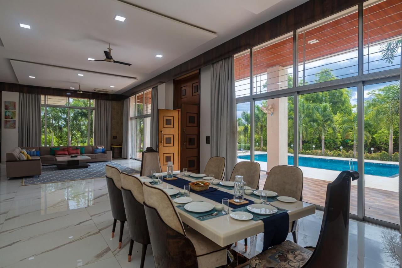 Chinchavli Saffronstays Odyssey, Karjat - 10 Acres Pet-Friendly Estate With Swimming Pool المظهر الخارجي الصورة