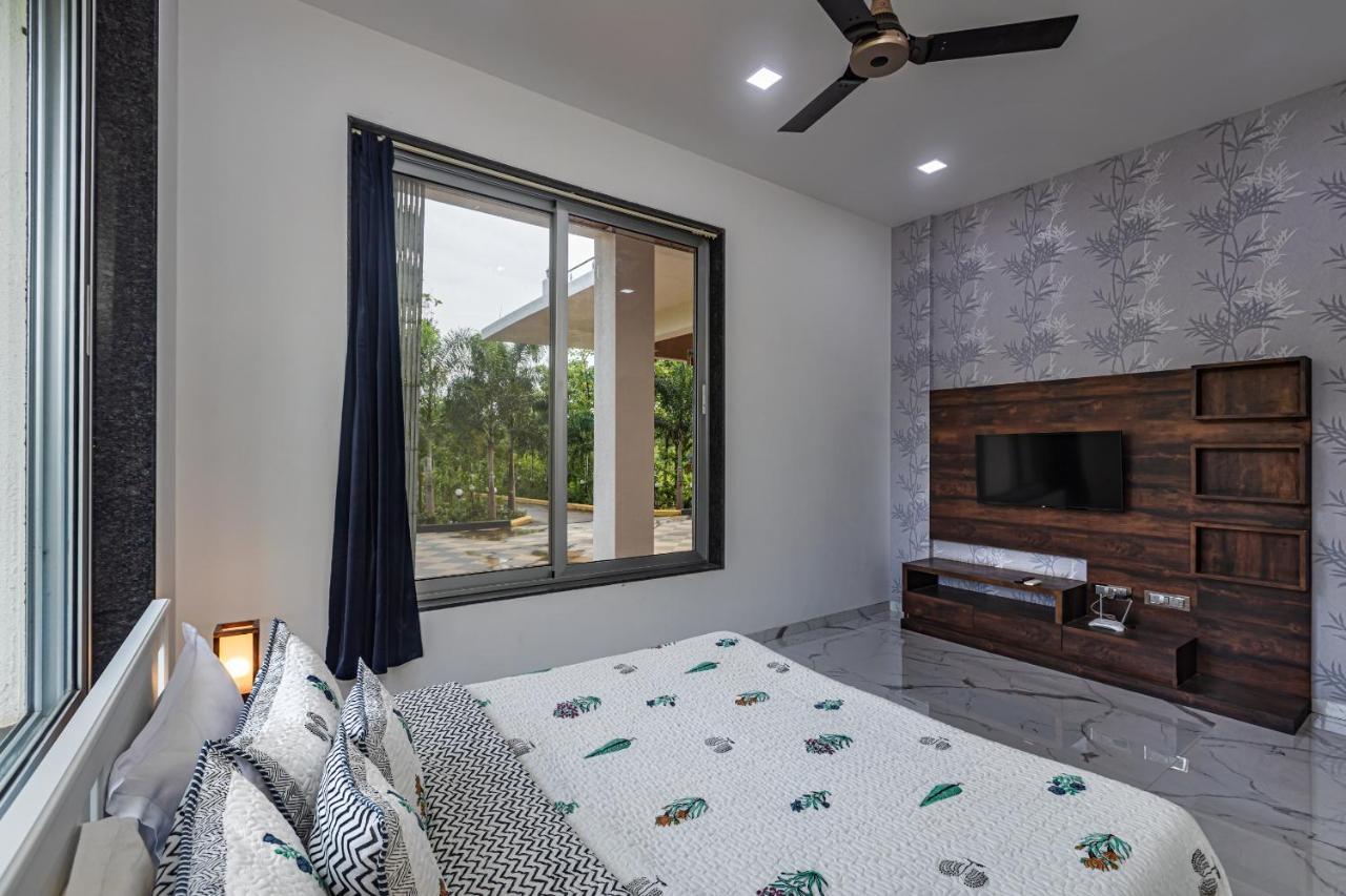 Chinchavli Saffronstays Odyssey, Karjat - 10 Acres Pet-Friendly Estate With Swimming Pool المظهر الخارجي الصورة