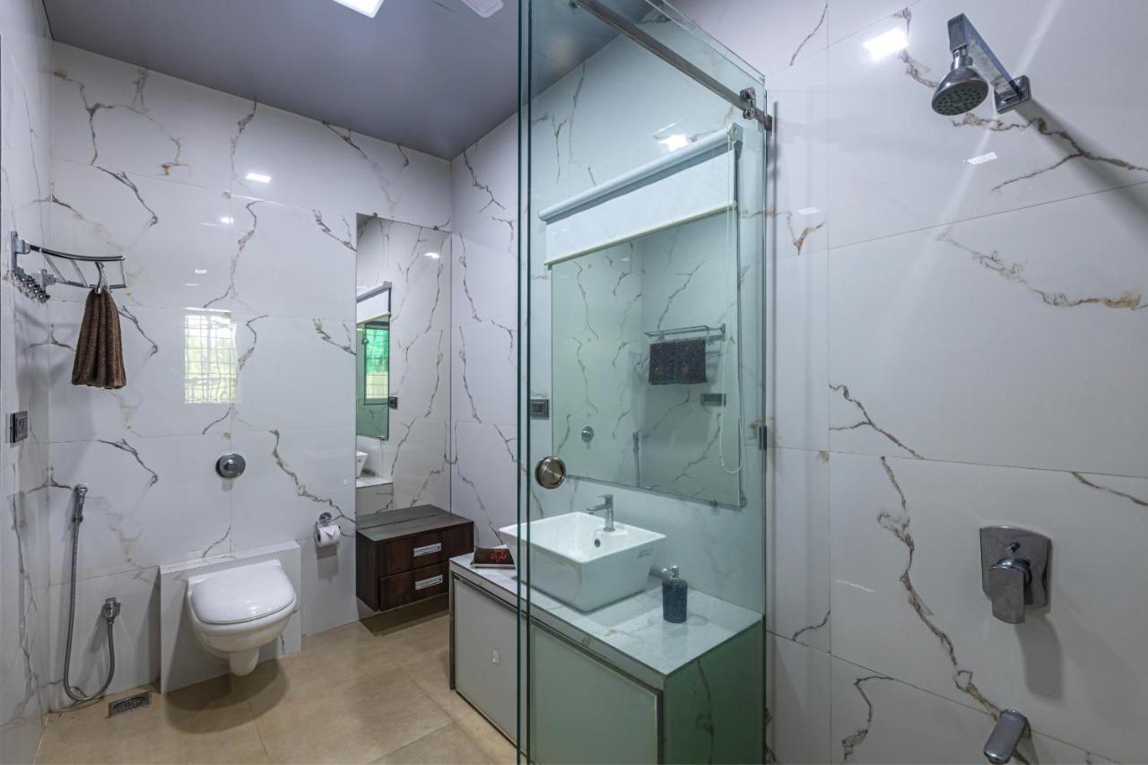 Chinchavli Saffronstays Odyssey, Karjat - 10 Acres Pet-Friendly Estate With Swimming Pool المظهر الخارجي الصورة