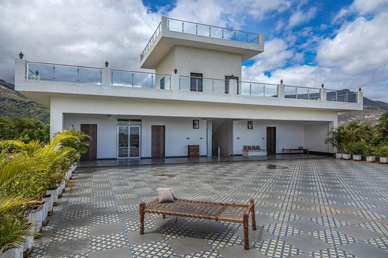 Chinchavli Saffronstays Odyssey, Karjat - 10 Acres Pet-Friendly Estate With Swimming Pool المظهر الخارجي الصورة